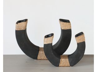 Set Of 2 Black Clay Horseshoe Sculptures - Cleared
